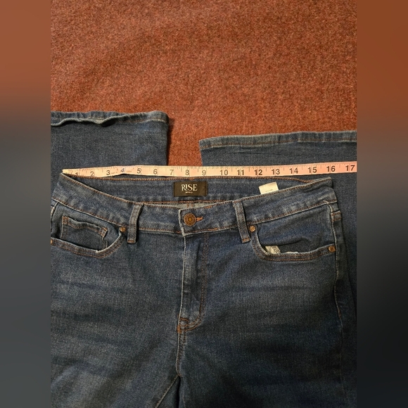 Rise Flare Jeans Size 11 (32x31) - Picture 3 of 6